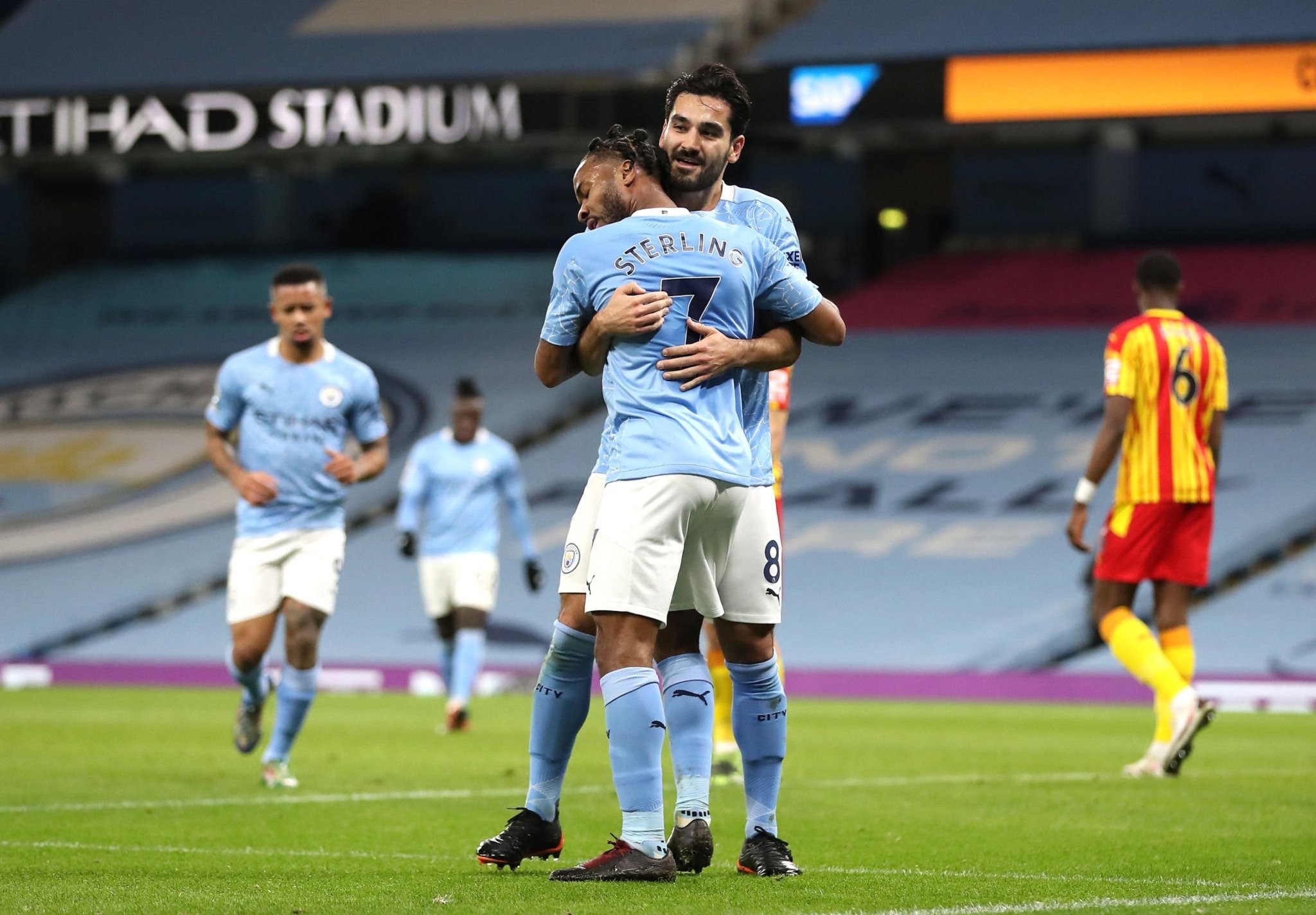 为全队争取 为全队争取